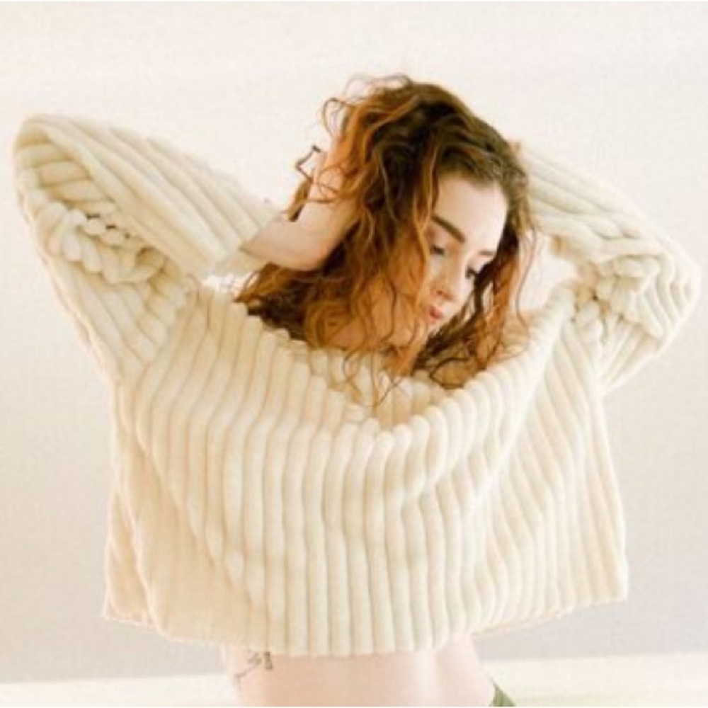 Zara Trafaluc Super Soft Cozy White Sweater L